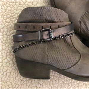 jellypop matt ankle boots